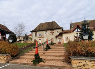 A la nuit tombée, le village s'illumine...